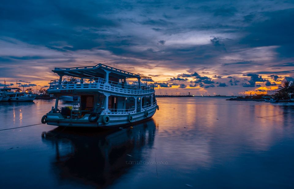 Tour tàu câu cá , ngắm san hô Nam Đảo